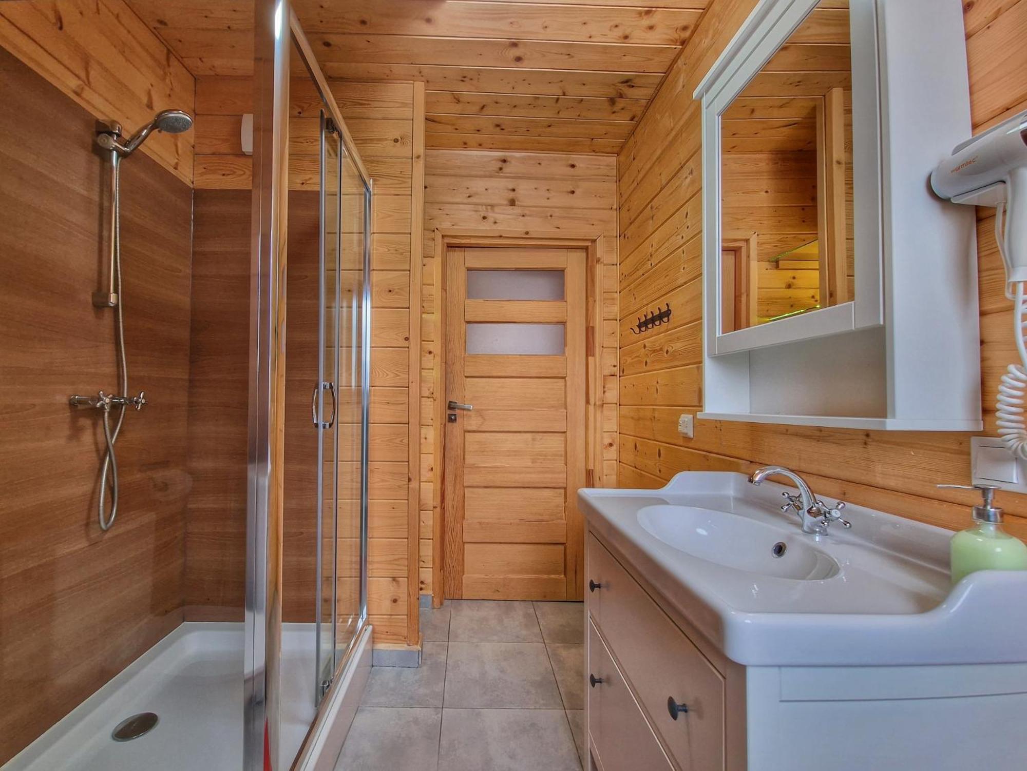 Lk Resort Lapsze Domy Z Prywatna Balia I Sauna Lapsze Nizne Exterior photo